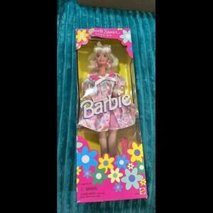 Mattel Russell Stover Candies Special Edition Barbie 1996 in Box